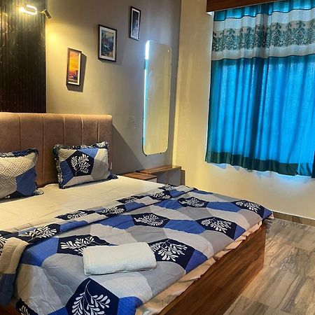 Studio Apartment In Greater Noida Exteriér fotografie